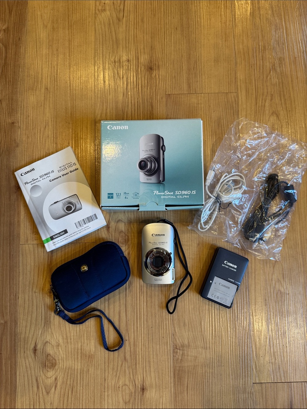 Canon PowerShot SD960 IS 12.1 MP Digital ELPH Camera Silver TESTED  with Charger